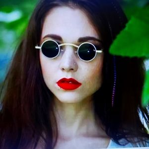 Retro Round UVA protection Sunglasses Brand New high quality unisex